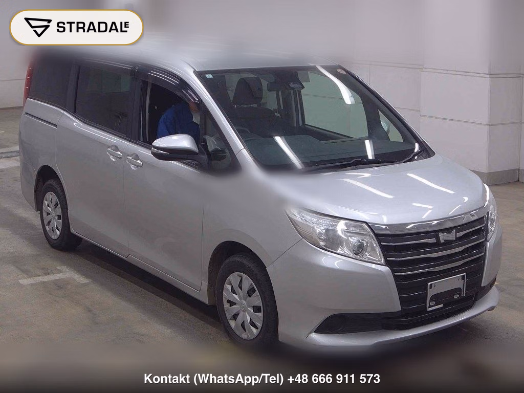 TOYOTA NOAH 4WD X 2017, aukcja z Japonii, zdjęcie 1