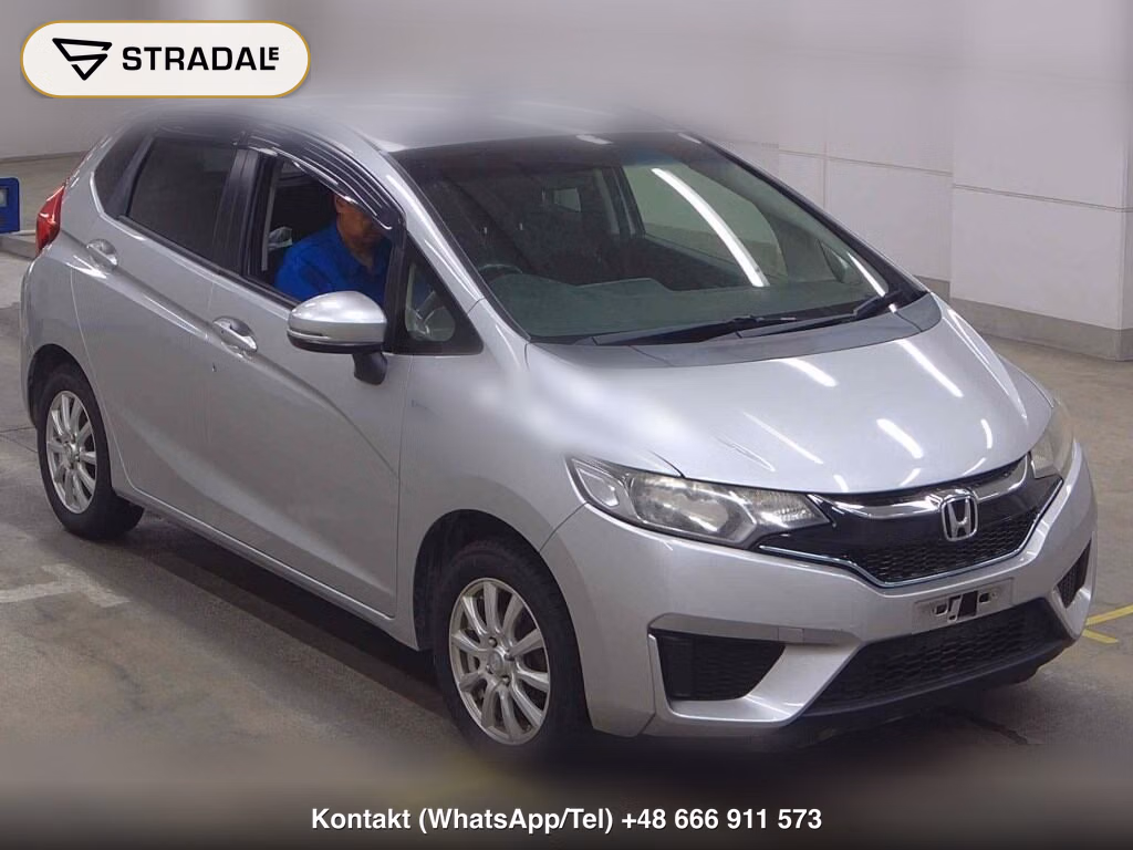 HONDA FIT HYBRID 4WD F PACKAGE 2017, aukcja z Japonii, zdjęcie 1