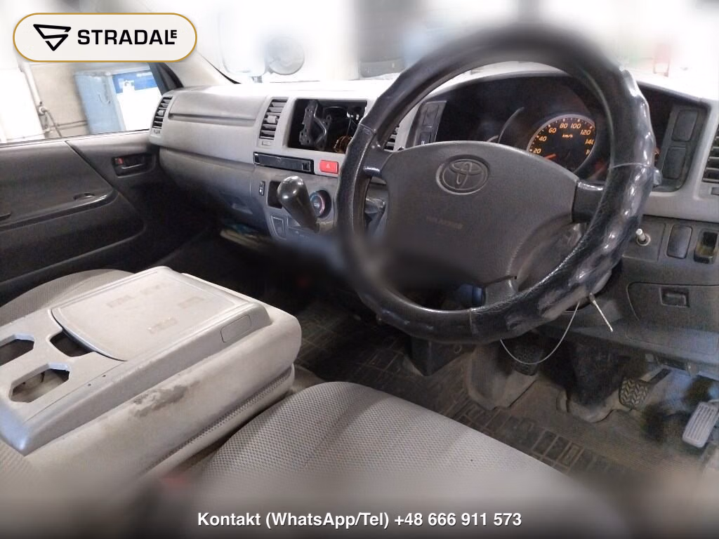 TOYOTA HIACE VAN 4D 4WD, miniaturka 4