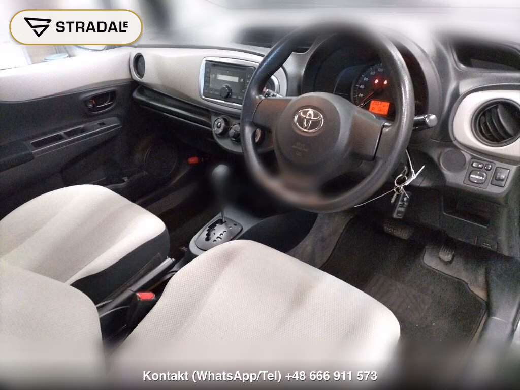 TOYOTA VITZ 5D 4WD F, miniaturka 4