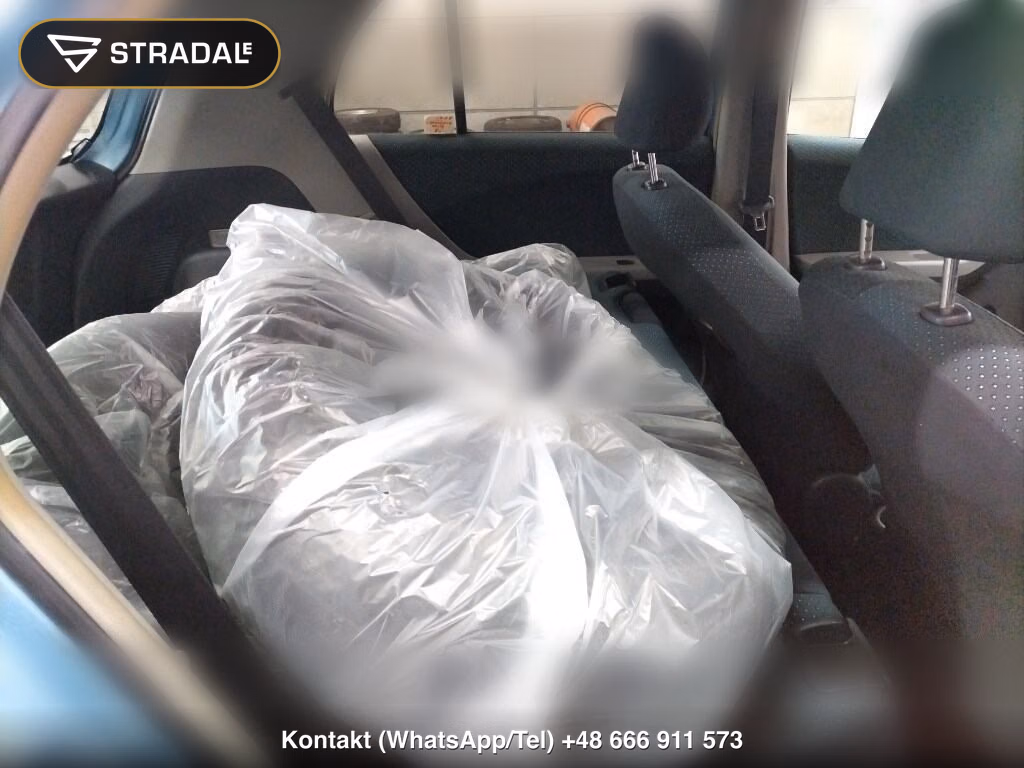 TOYOTA VITZ 5D 4WD F, miniaturka 7