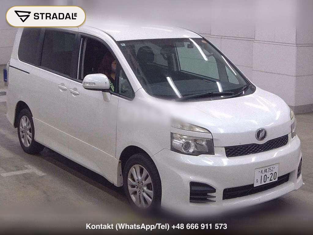 TOYOTA VOXY 4WD Z, miniaturka 2