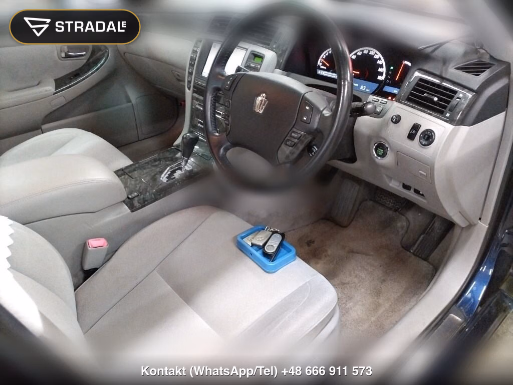 TOYOTA CROWN 4D 4WD ROYAL SALOON I-FOUR, miniaturka 4