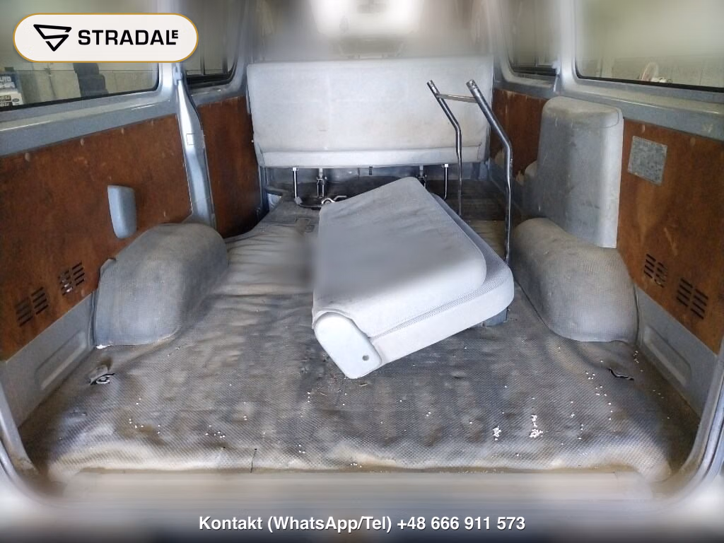 TOYOTA HIACE VAN 4D 4WD, miniaturka 7