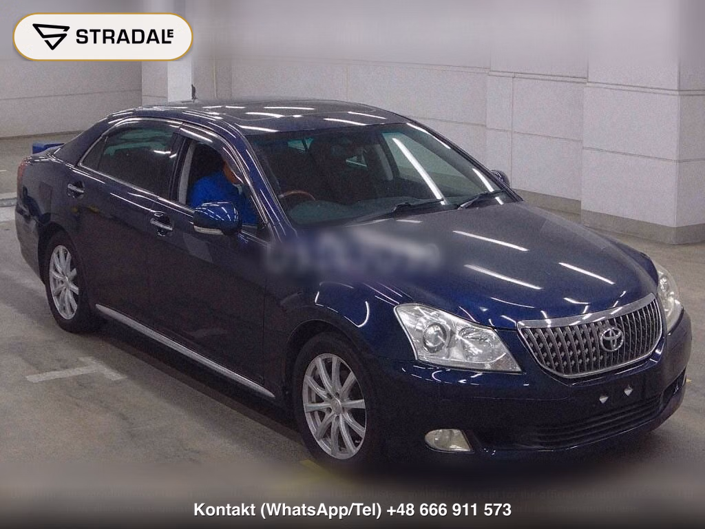 TOYOTA CROWN MAJESTA 4D 4WD I-FOUR, miniaturka 2