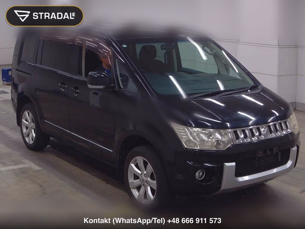 MITSUBISHI DELICA D:5 4WD G POWER PACKAGE 2010, aukcja z Japonii, zdjęcie 1