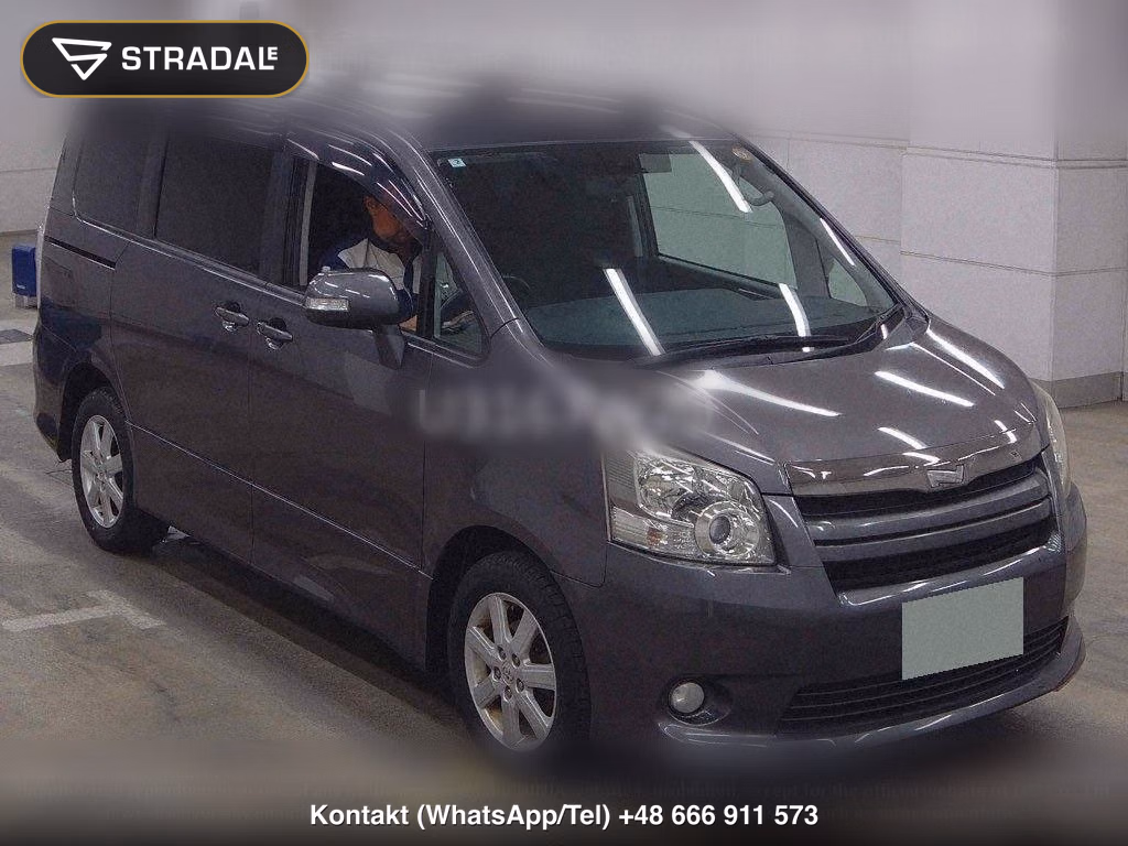 TOYOTA NOAH 4WD SI, miniaturka 2