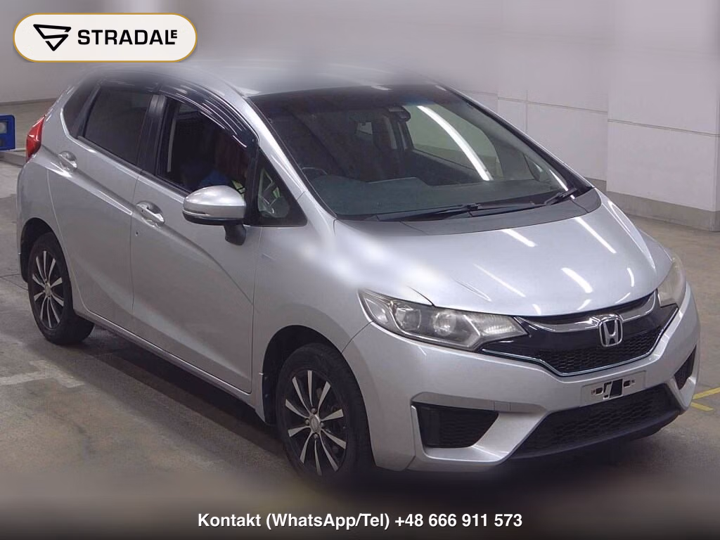 HONDA FIT HYBRID 4WD L PACKAGE 2015, aukcja z Japonii, zdjęcie 1