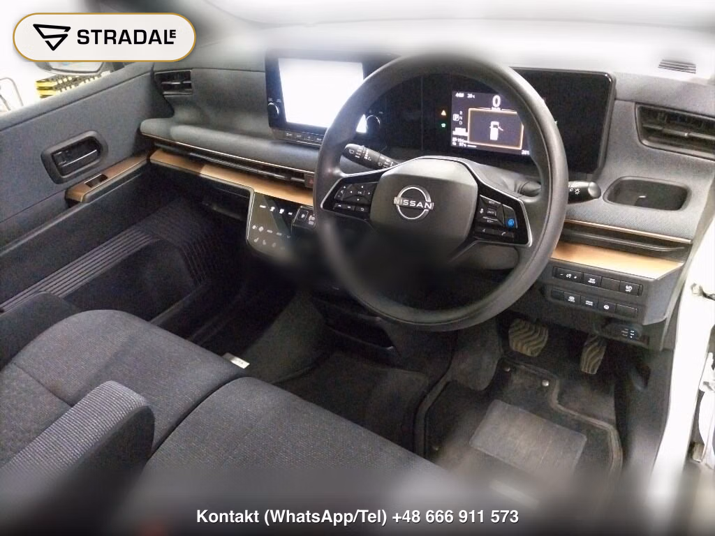 NISSAN SAKURA G, miniaturka 4