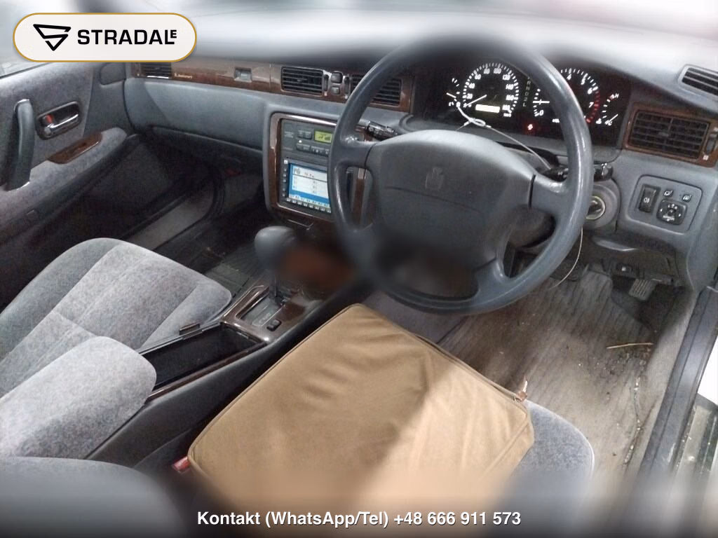 TOYOTA CROWN 4D 4WD, miniaturka 4