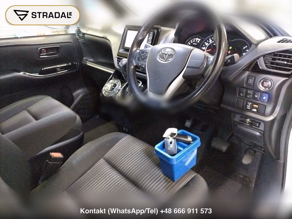 TOYOTA NOAH 4WD SI, miniaturka 4