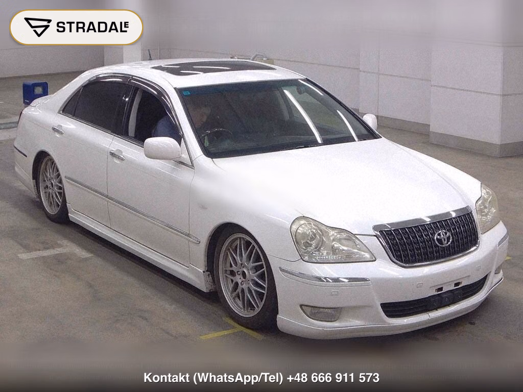TOYOTA CROWN MAJESTA 4D 4WD, miniaturka 2