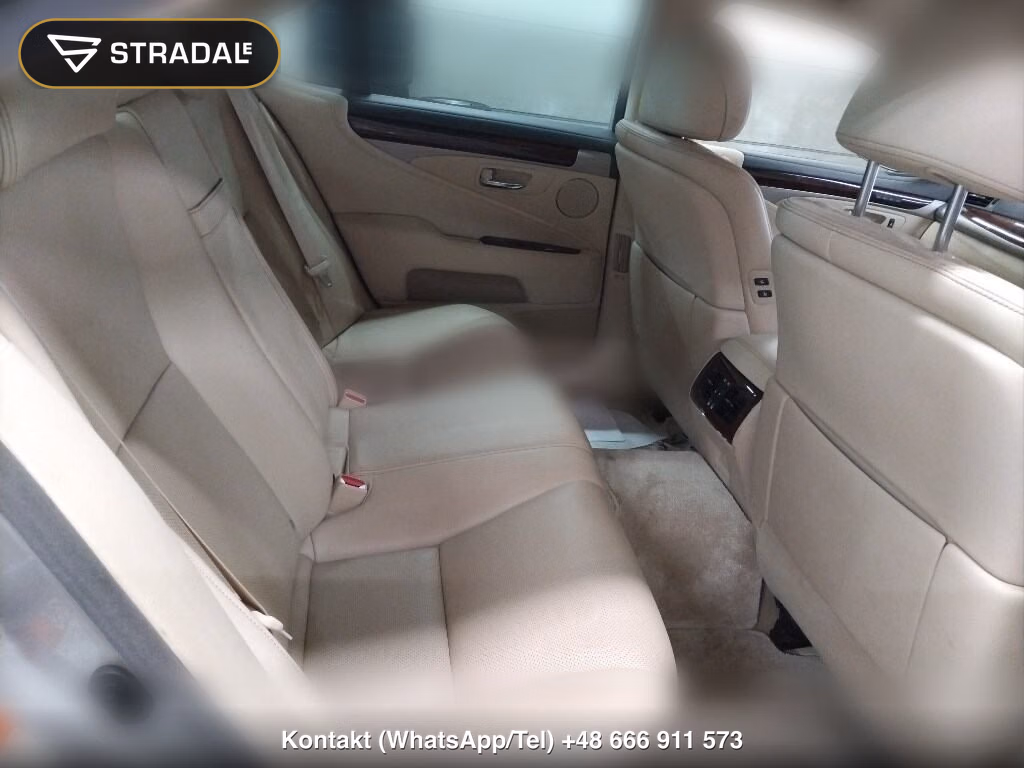 LEXUS LS 4WD LS600H VERSION C I PACKAGE, miniaturka 7