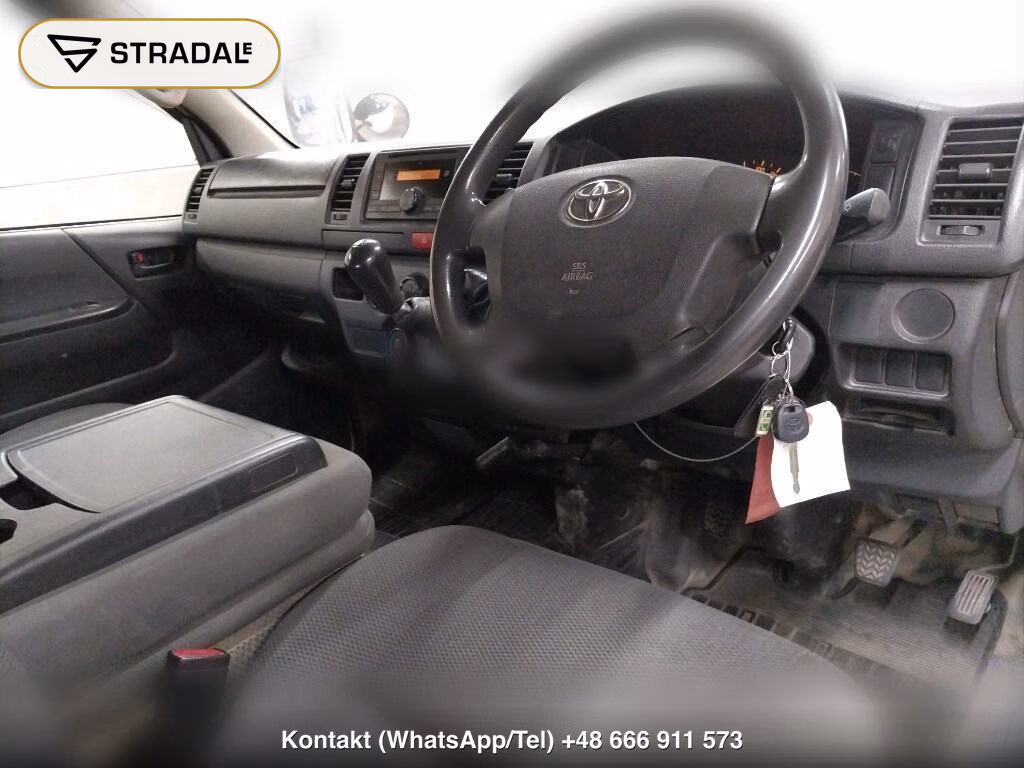 TOYOTA HIACE VAN 4D 4WD DX, miniaturka 4