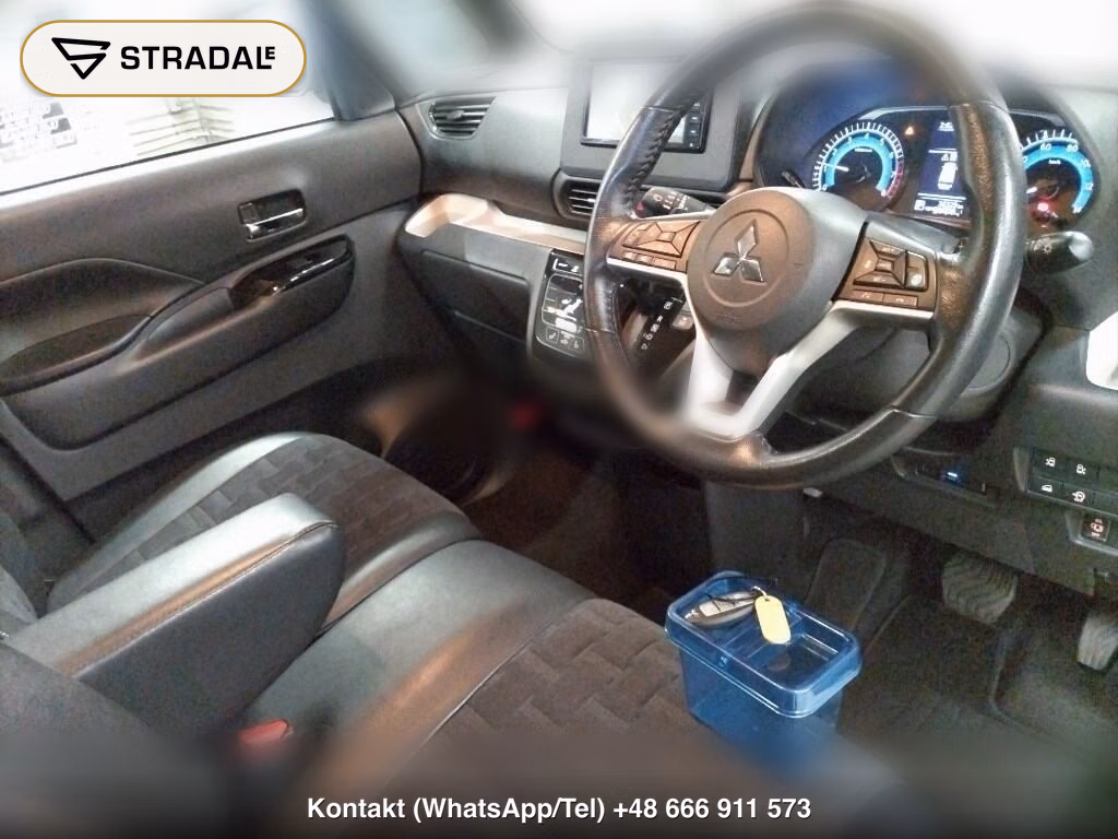MITSUBISHI DELICA MINI 4WD T PREMIUM, miniaturka 4