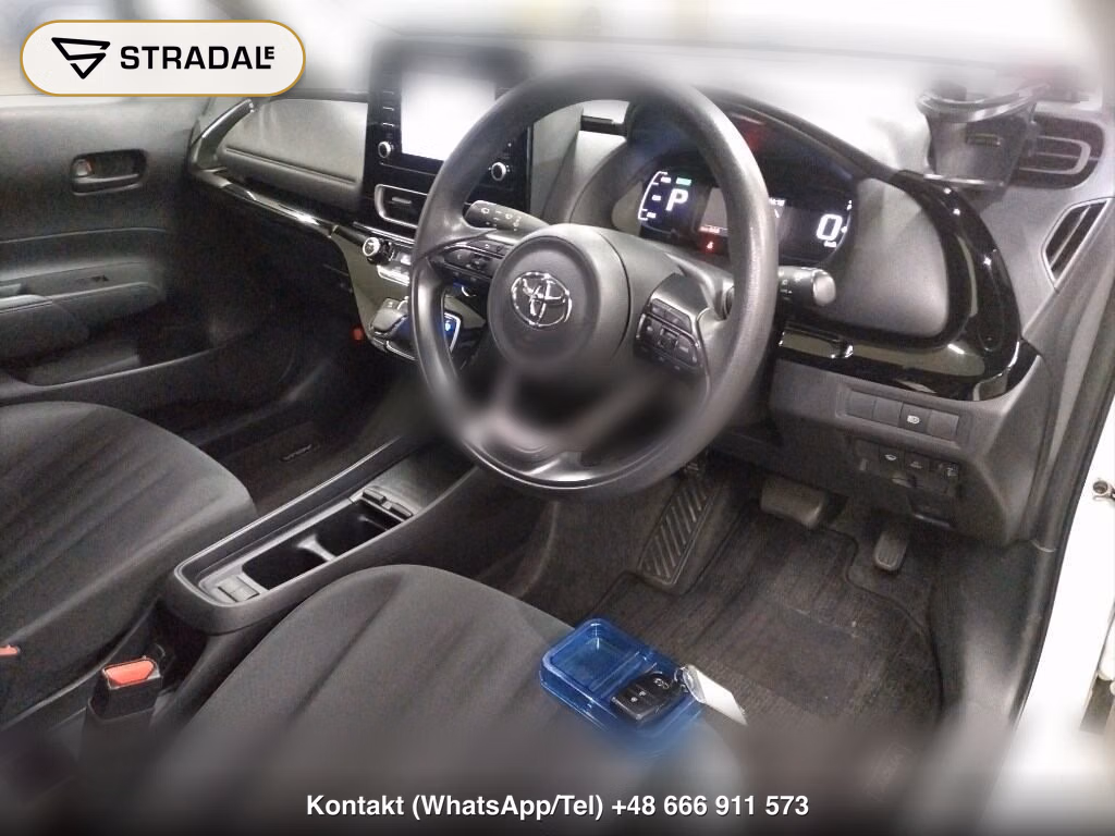 TOYOTA AQUA 4WD X, miniaturka 4