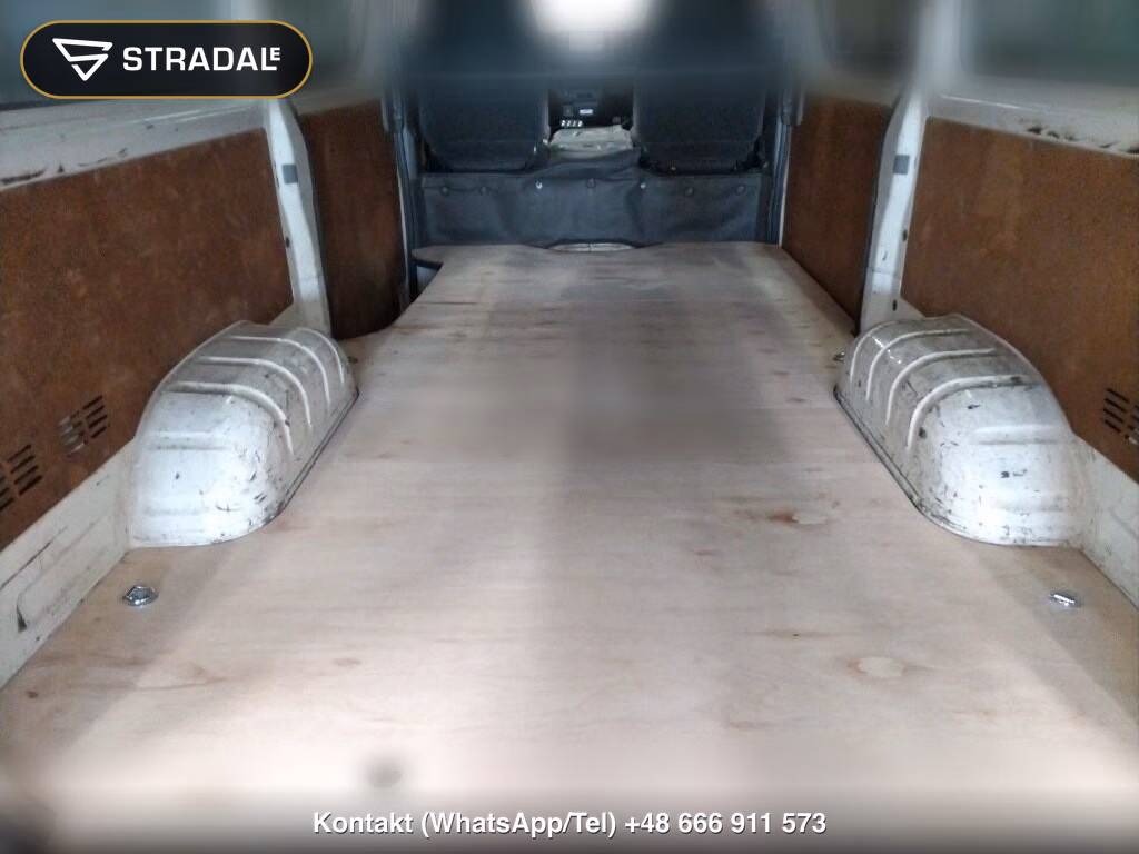 TOYOTA HIACE VAN 5D DX, miniaturka 7