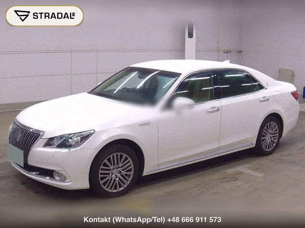 TOYOTA CROWN MAJESTA 4D 4WD FOUR, miniaturka 5
