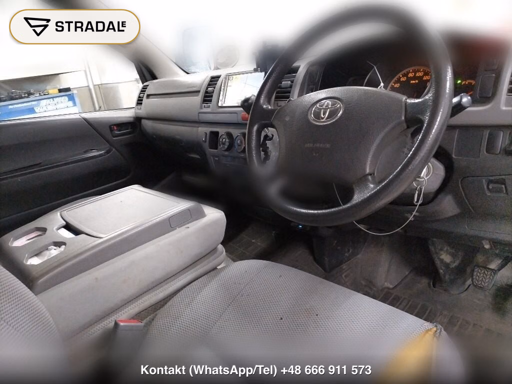 TOYOTA HIACE VAN 4D 4WD DX, miniaturka 4