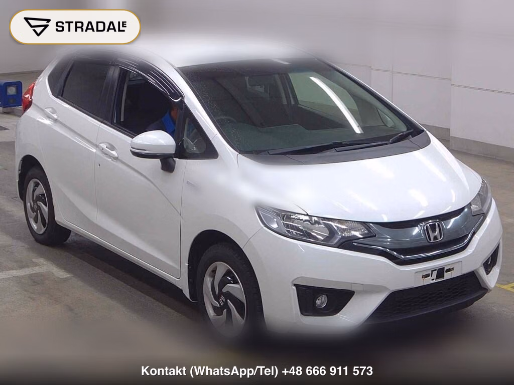 HONDA FIT HYBRID 4WD F PACKAGE 2015, aukcja z Japonii, zdjęcie 1