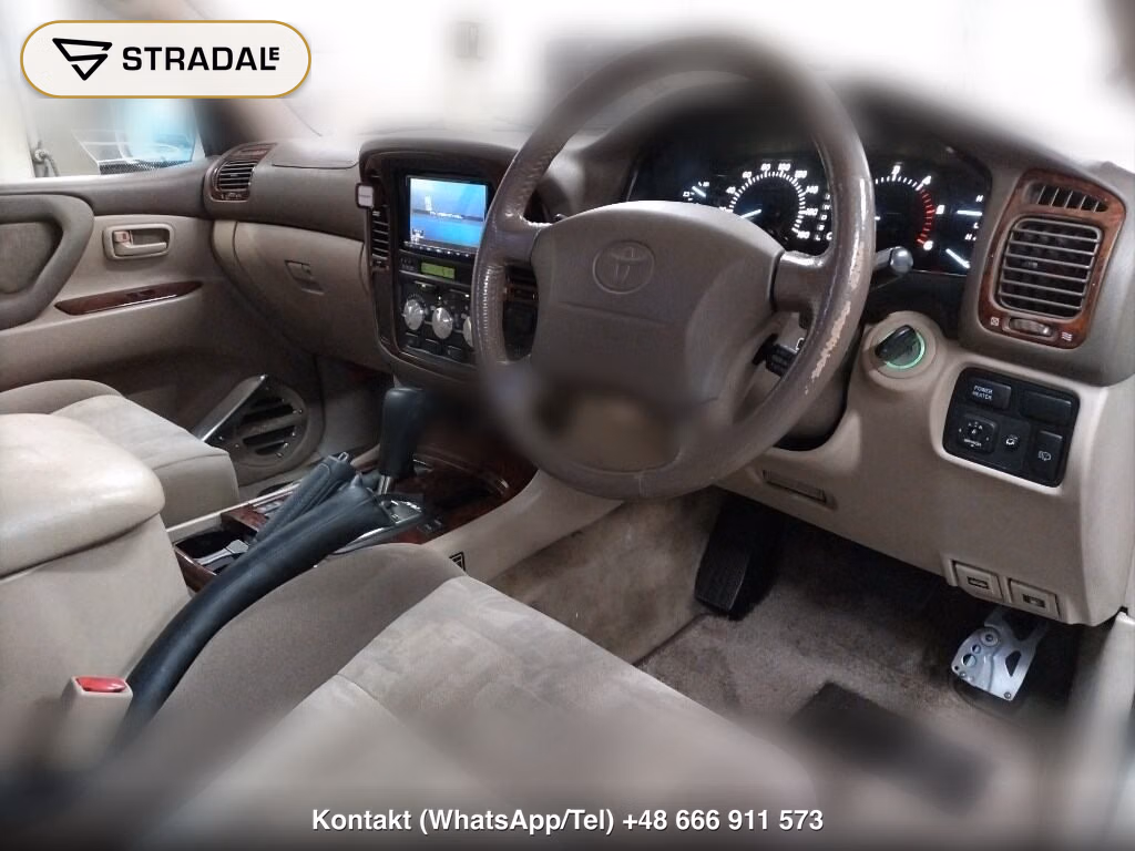 TOYOTA LAND CRUISER 100 4WD VX LIMITED, miniaturka 3
