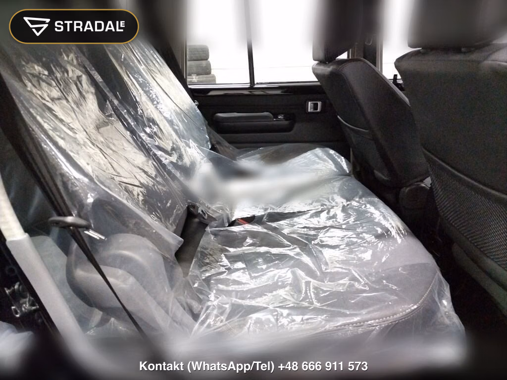 TOYOTA LAND CRUISER 70 5D 4WD AX, miniaturka 7
