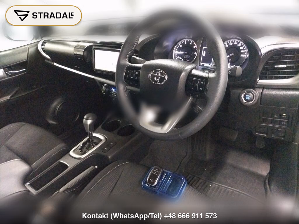 TOYOTA HILUX 4D 4WD Z, miniaturka 4