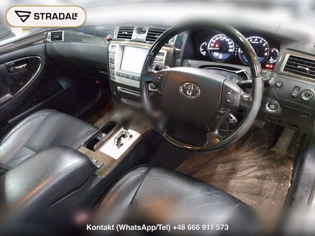 TOYOTA CROWN MAJESTA 4D 4WD C TYPE I-FOUR, miniaturka 4