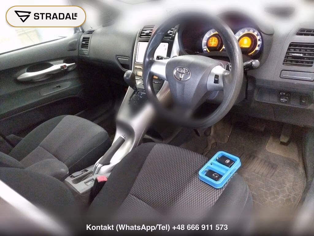TOYOTA AURIS 4WD 180G, miniaturka 4