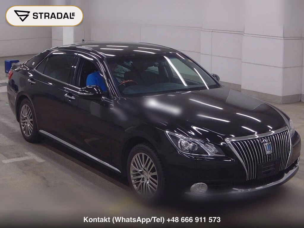 TOYOTA CROWN MAJESTA 4D 4WD FOUR 2015, aukcja z Japonii, zdjęcie 1