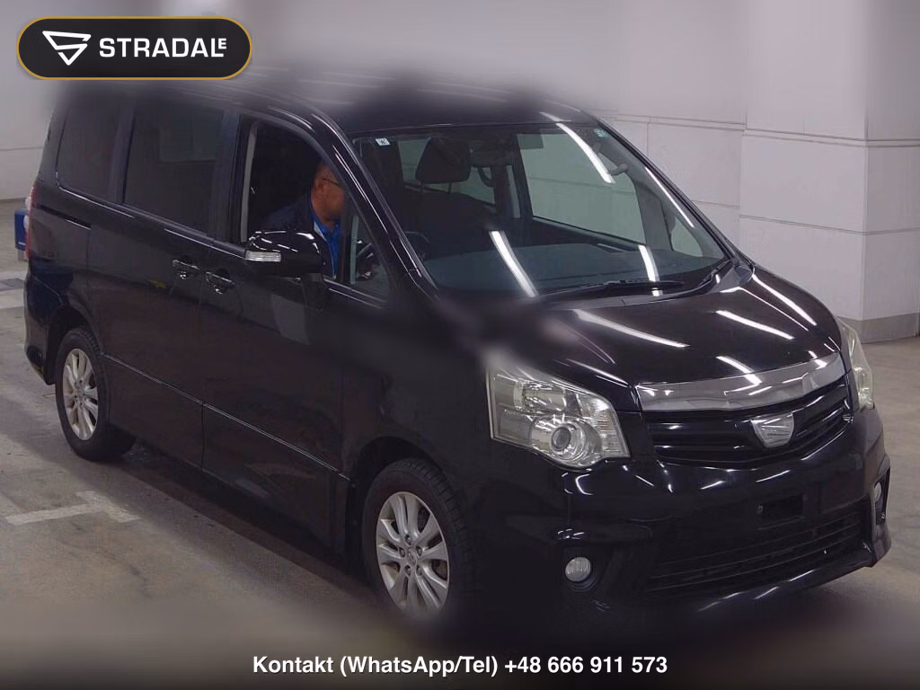 TOYOTA NOAH 4WD SI 2011, aukcja z Japonii, zdjęcie 1
