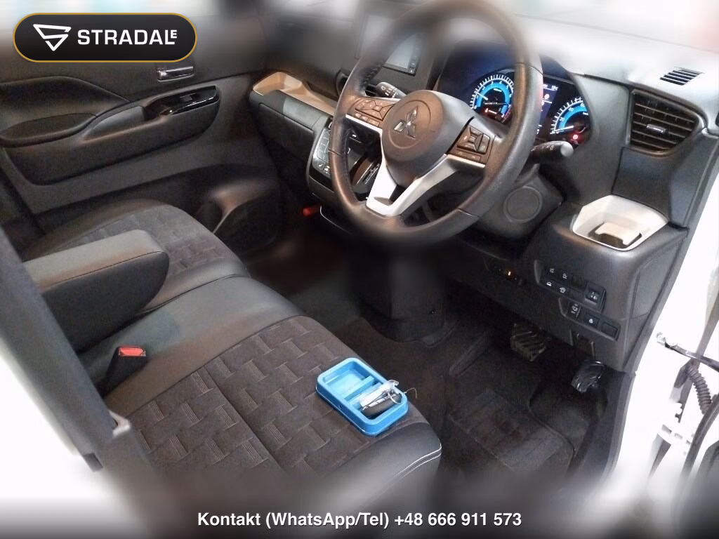 MITSUBISHI DELICA MINI 4WD G PREMIUM, miniaturka 4