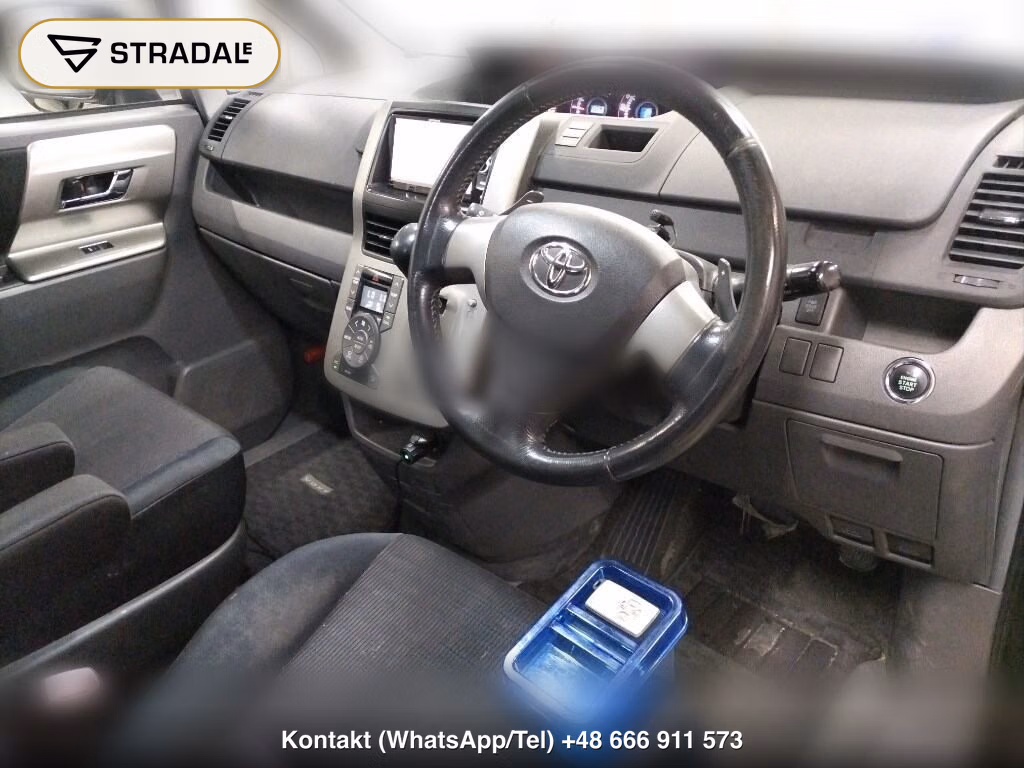 TOYOTA VOXY 4WD ZS KIRAMEKI, miniaturka 4
