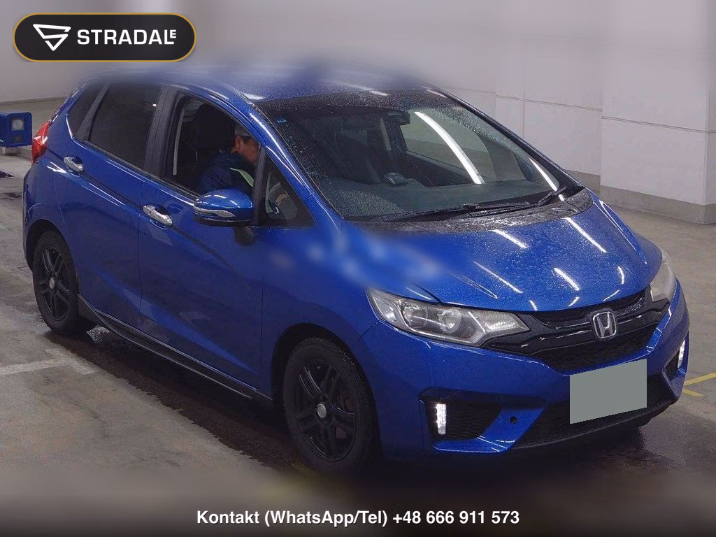 HONDA FIT HYBRID 4WD L PACKAGE 2015, aukcja z Japonii, zdjęcie 1