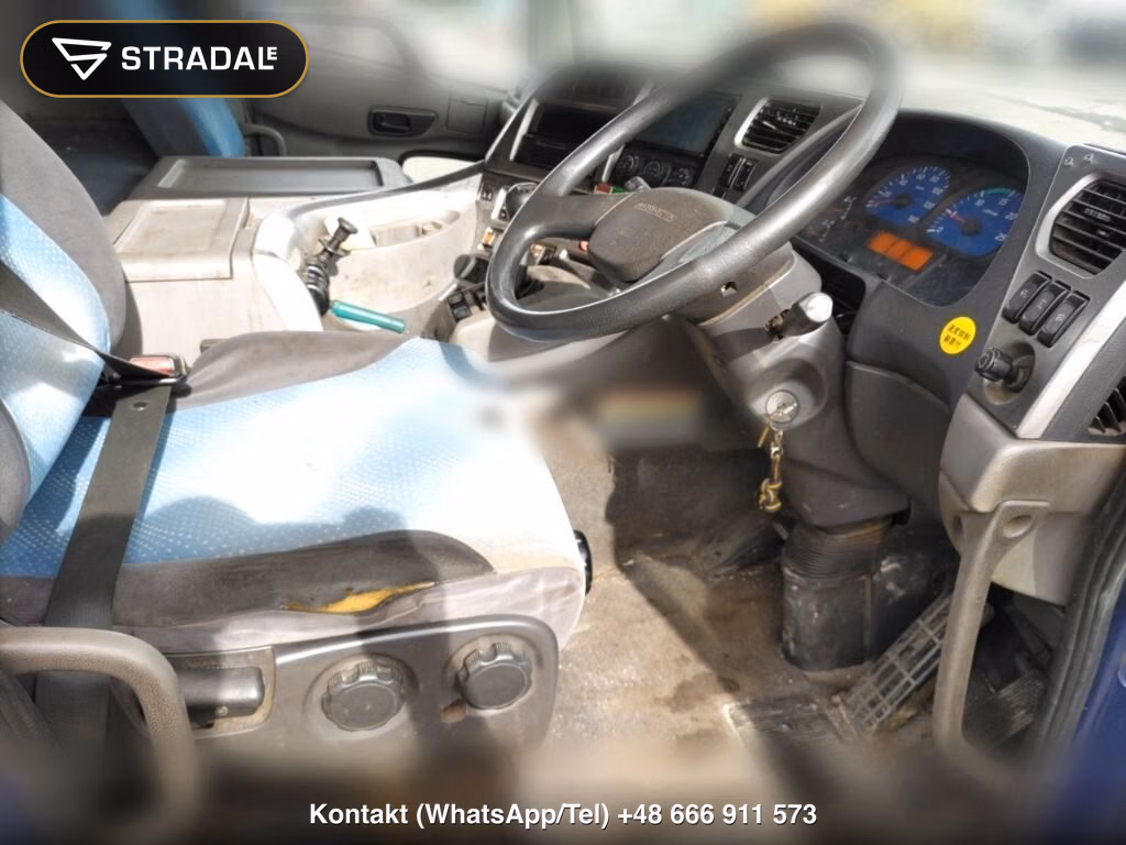 UD TRUCKS QUON TRACTOR, miniaturka 4