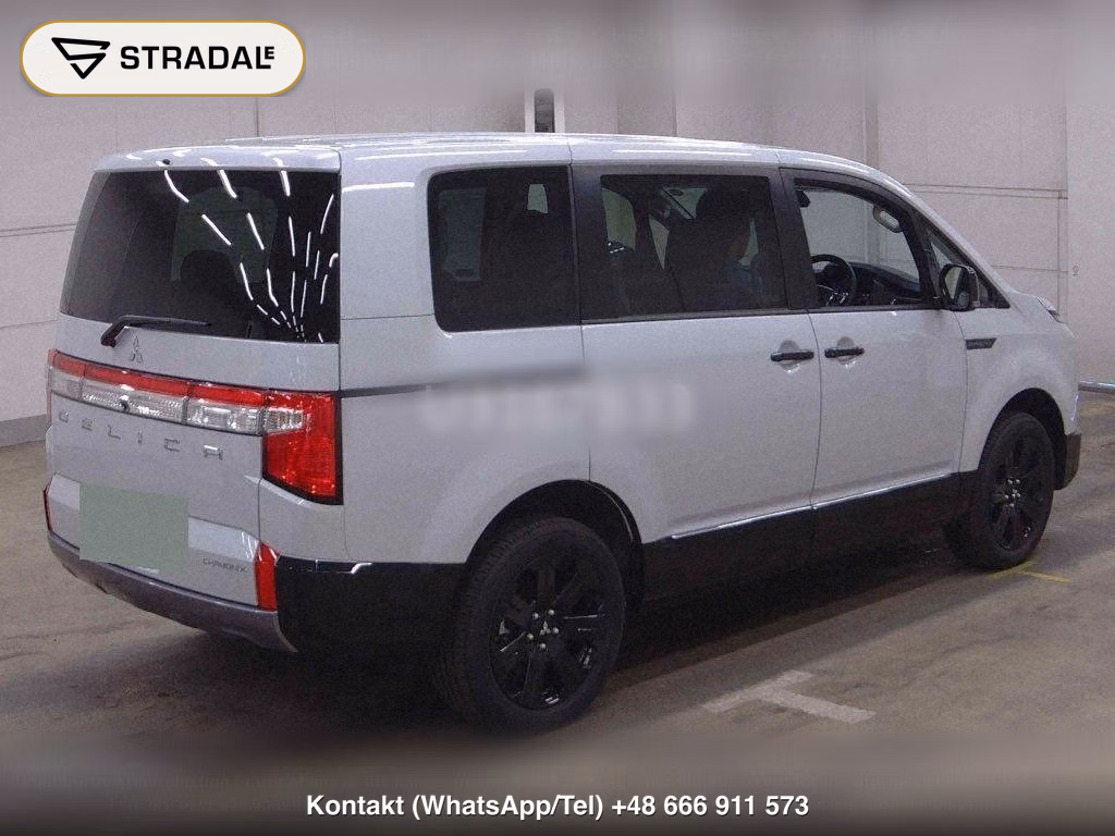 MITSUBISHI DELICA D:5 4WD CHAMONIX, miniaturka 6