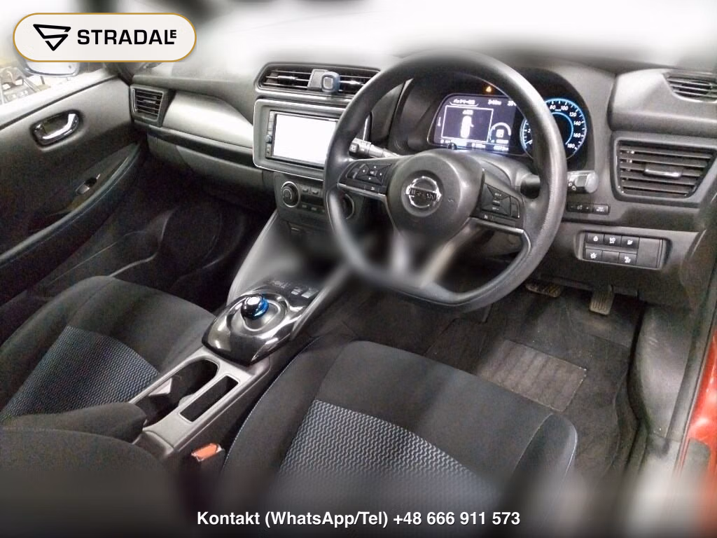 NISSAN LEAF, miniaturka 4