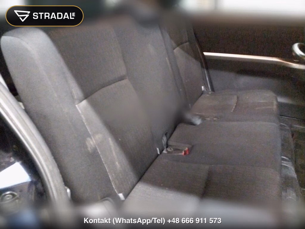TOYOTA ISIS 4WD PLATANA, miniaturka 7