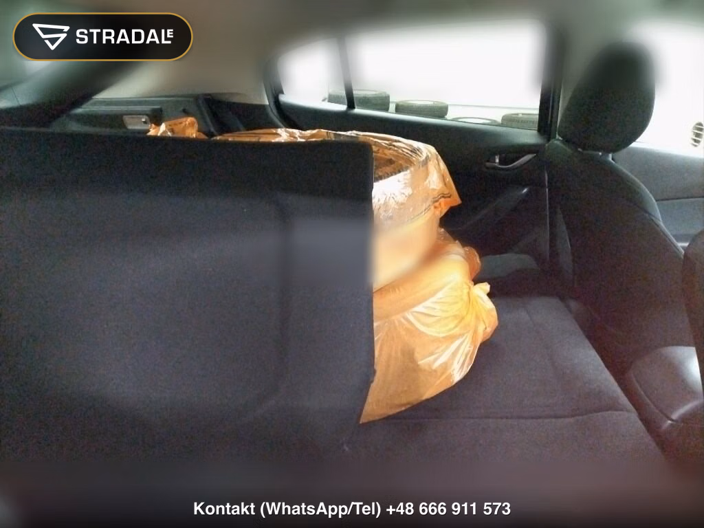 MAZDA AXELA SPORT 4WD 15S, miniaturka 7