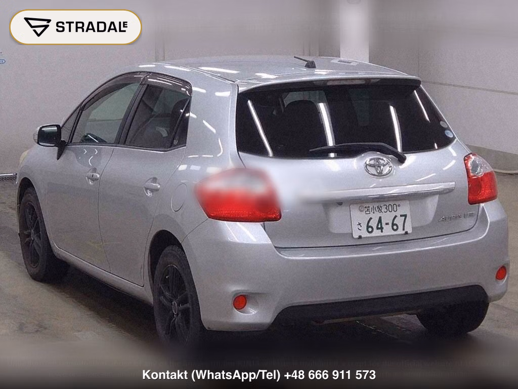 TOYOTA AURIS 4WD 180G, miniaturka 3