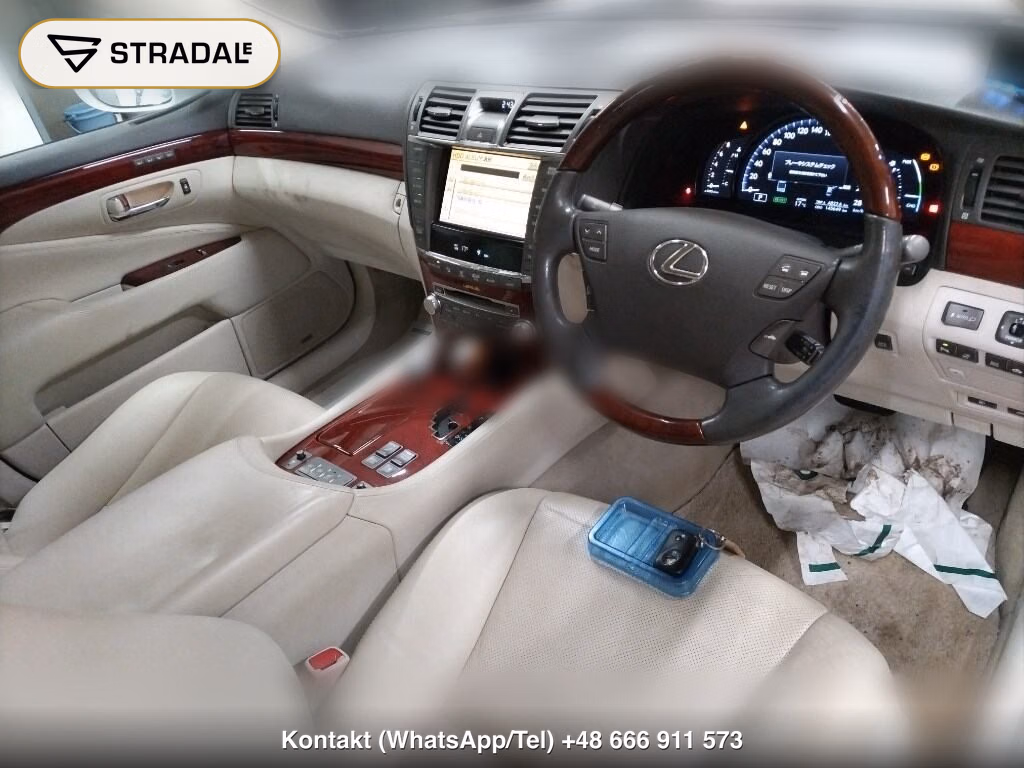 LEXUS LS 4WD LS600H VERSION S I PACKAGE, miniaturka 4