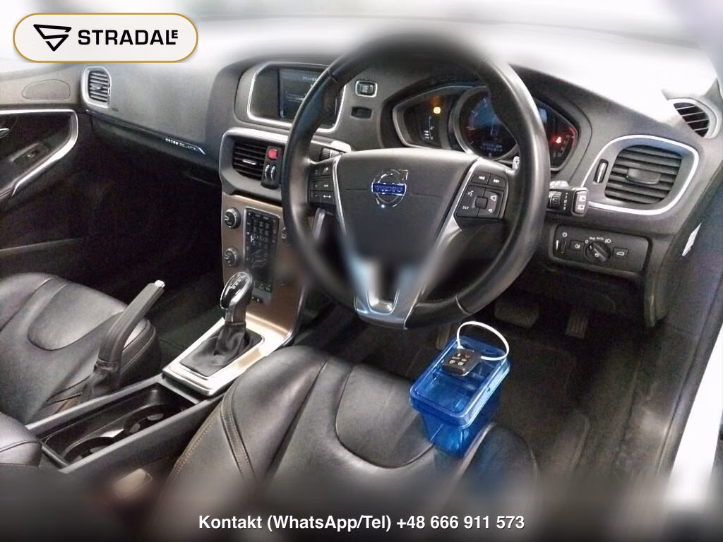VOLVO V40 4WD CROSS COUNTRY T5 AWD SE, miniaturka 4