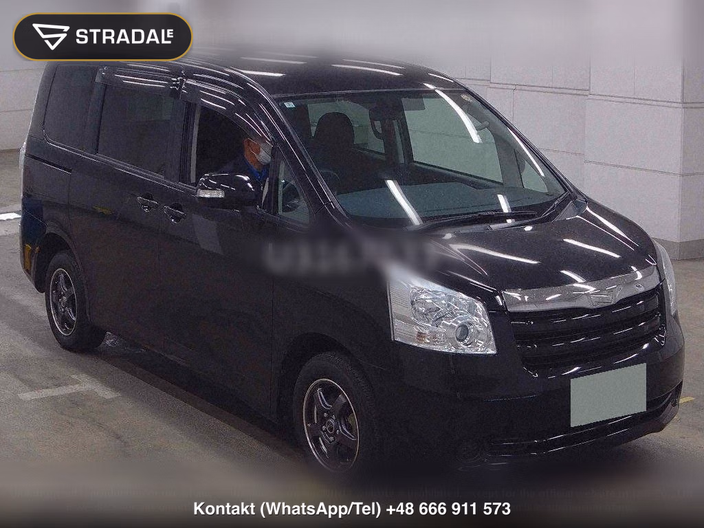 TOYOTA NOAH 4WD X, miniaturka 2