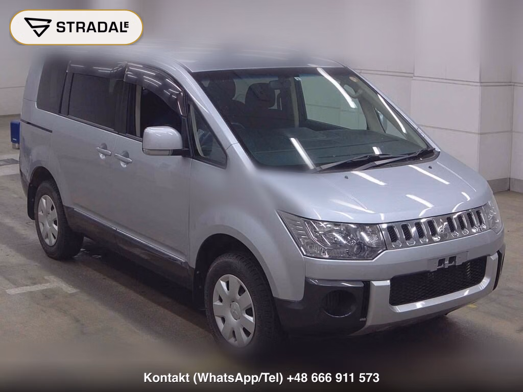 MITSUBISHI DELICA D:5 4WD M 2011, aukcja z Japonii, zdjęcie 1