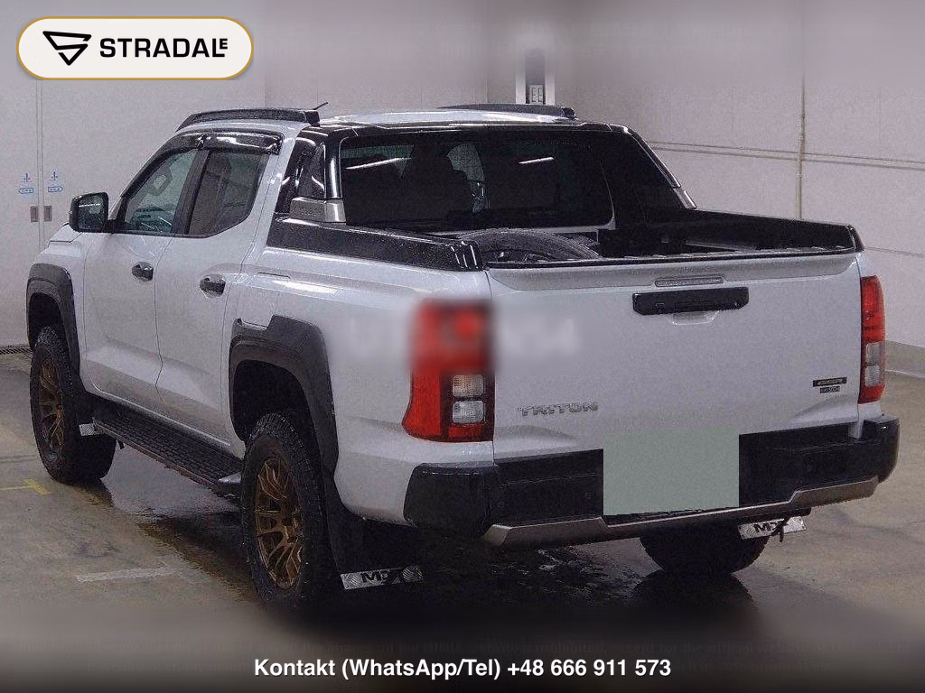 MITSUBISHI TRITON 4WD GSR, miniaturka 3