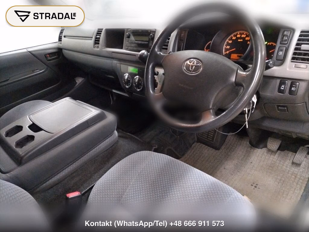 TOYOTA HIACE COMMUTER 4D 4WD, miniaturka 4