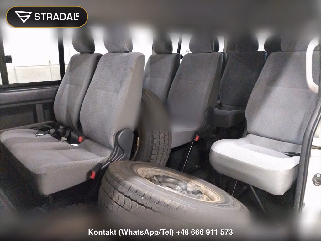 TOYOTA HIACE COMMUTER 4D 4WD, miniaturka 7