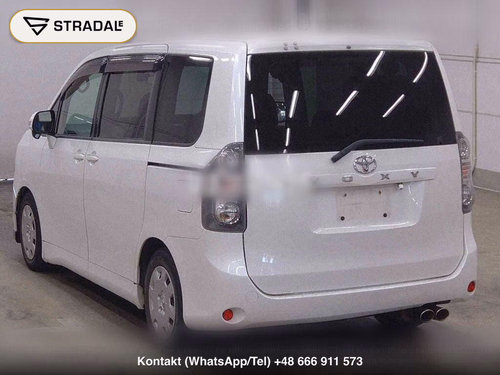 TOYOTA VOXY 4WD X, miniaturka 3
