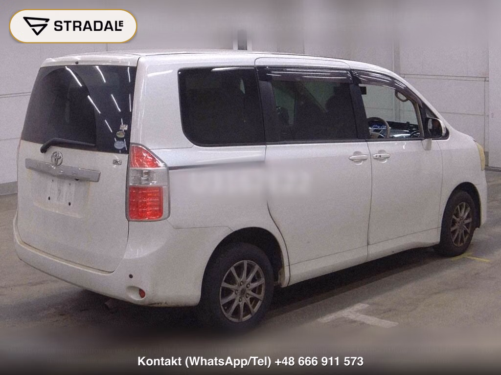 TOYOTA NOAH 4WD X, miniaturka 6