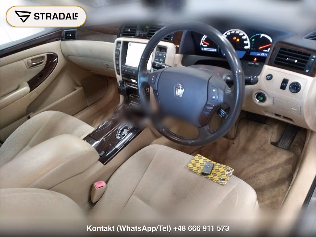 TOYOTA CROWN 4D 4WD ROYAL SALOON I-FOUR, miniaturka 4